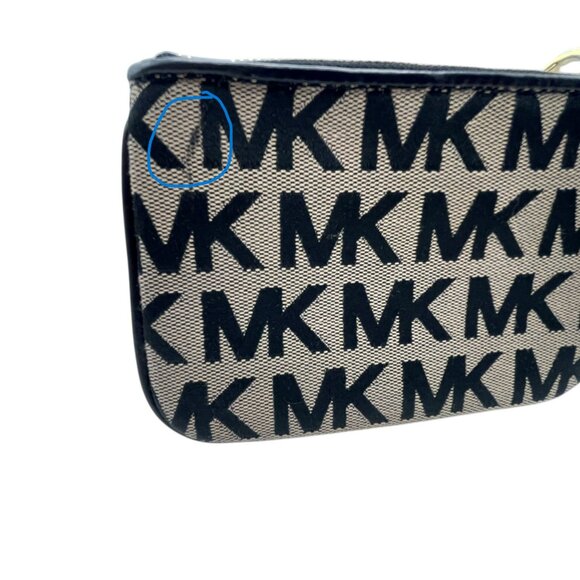 Michael Kors MK Signature Jet Set Jacquard Wristlet - Picture 11 of 11